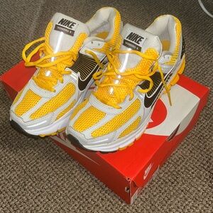 Nike Zoom Vomero 5